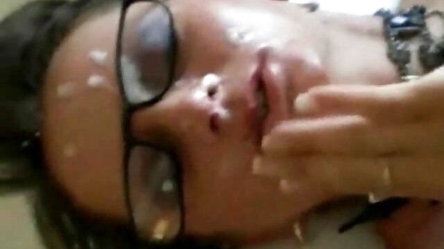 Agedlove Lily mungkin memiliki lubang fuck nya mengebor pornsex terbaru batu keras