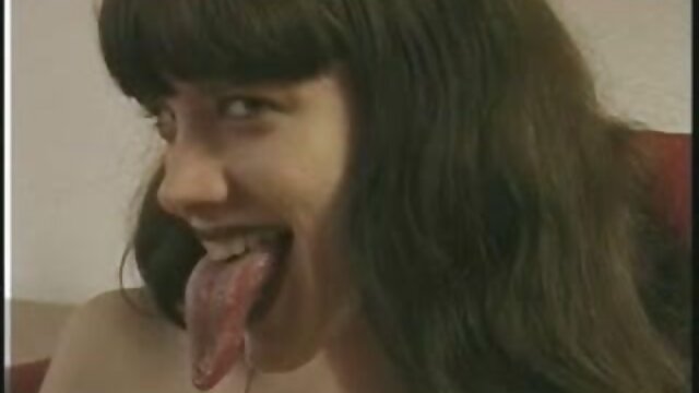 Holly Michaels adalah asian sex diary terbaru 2019 seorang pelayan seksi.